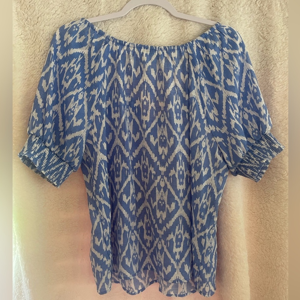 Blue and White Geometric Puff Sleeve Blouse